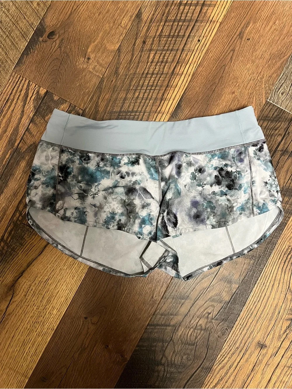Lululemon Speed Up Athletic Shorts